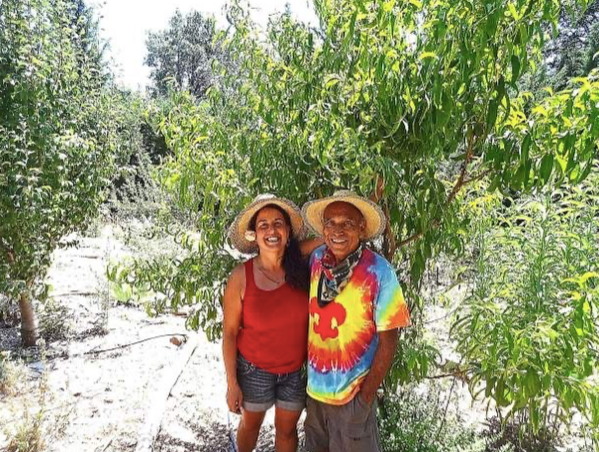 Herbs Growing Humans: Camil Teoyotica on Ancestral Herbal Practices and Earth Medicine