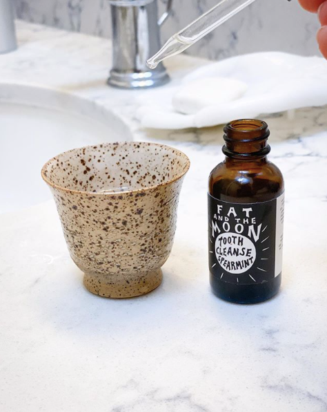 Herbal Mouth Gargle Recipe: Natural Support for Oral Health and Fresh Breath